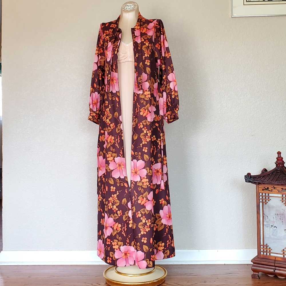 Vintage Bed Coat Robe w zip & waist tie - Picture 5 of 15